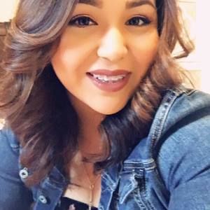 Meet your Posher, Mayra